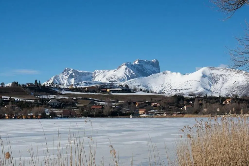 Bas De Villa, 2 Terrasses, Piscine, Spa, Sauna... Neffes Holiday home