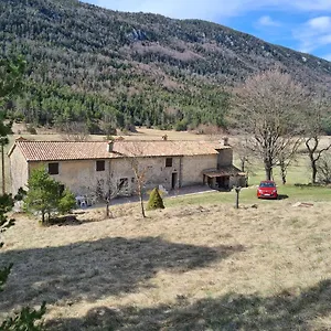 La Grande Maison Dans La Prairie Hébergement de vacances